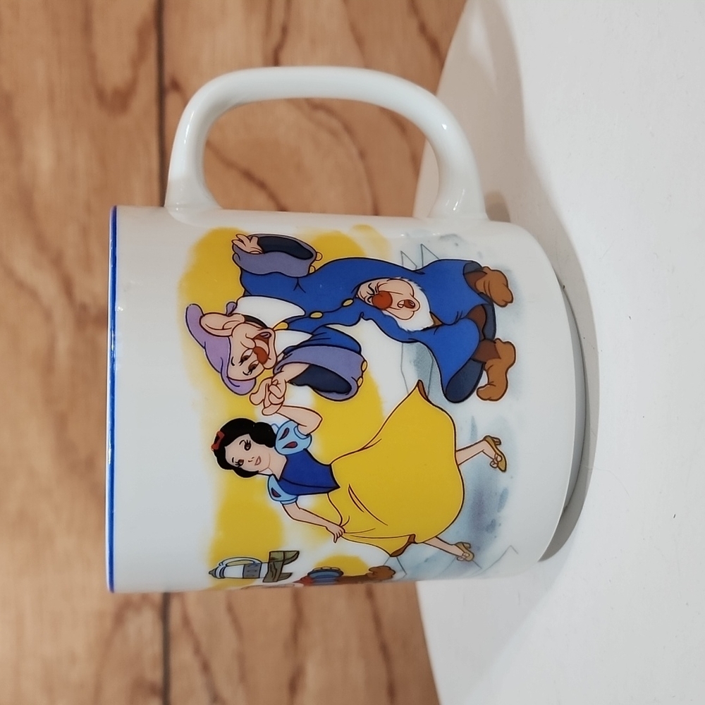 Vintage Disneyland Snow White & the Seven Dwarfs Mug